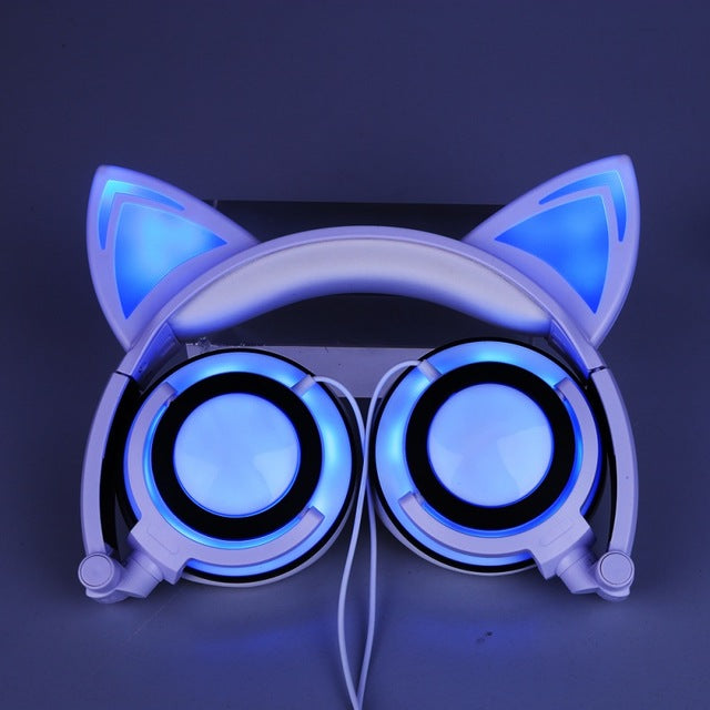 CAT EAR HEADPHONES FOLDABLE , FLASHING & GLOWING GAMING HEADSET