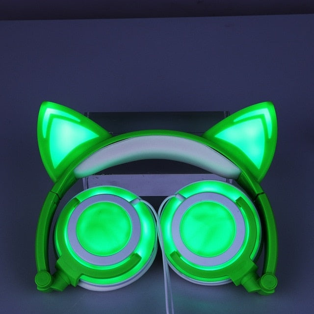 CAT EAR HEADPHONES FOLDABLE , FLASHING & GLOWING GAMING HEADSET